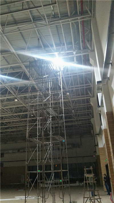 广西安装悬挂式电动篮球架